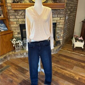 Bundle: Cream Sweater & Dark Wash Skinny Jeans